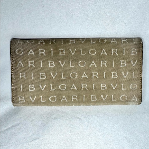 Bulgari Vintage Beige Monogram Clutch Wallet - Picture 4 of 10